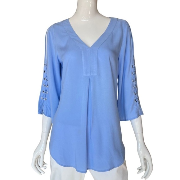 Chico's Tops - Chico's Blue Lace-Up Cold Shoulder Tunic Size Small (Chico's Size 0) NWT